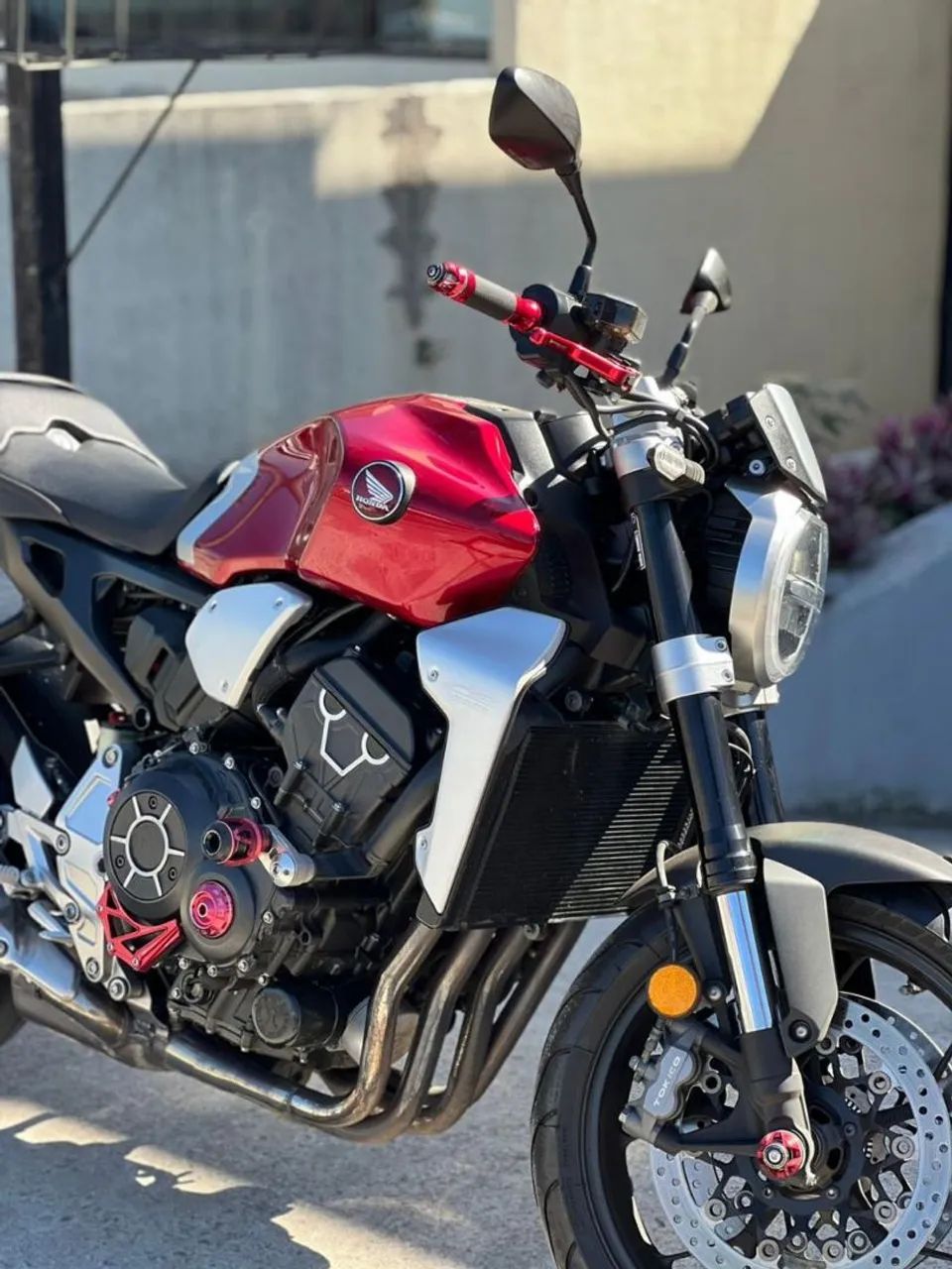 Cb 1000r 