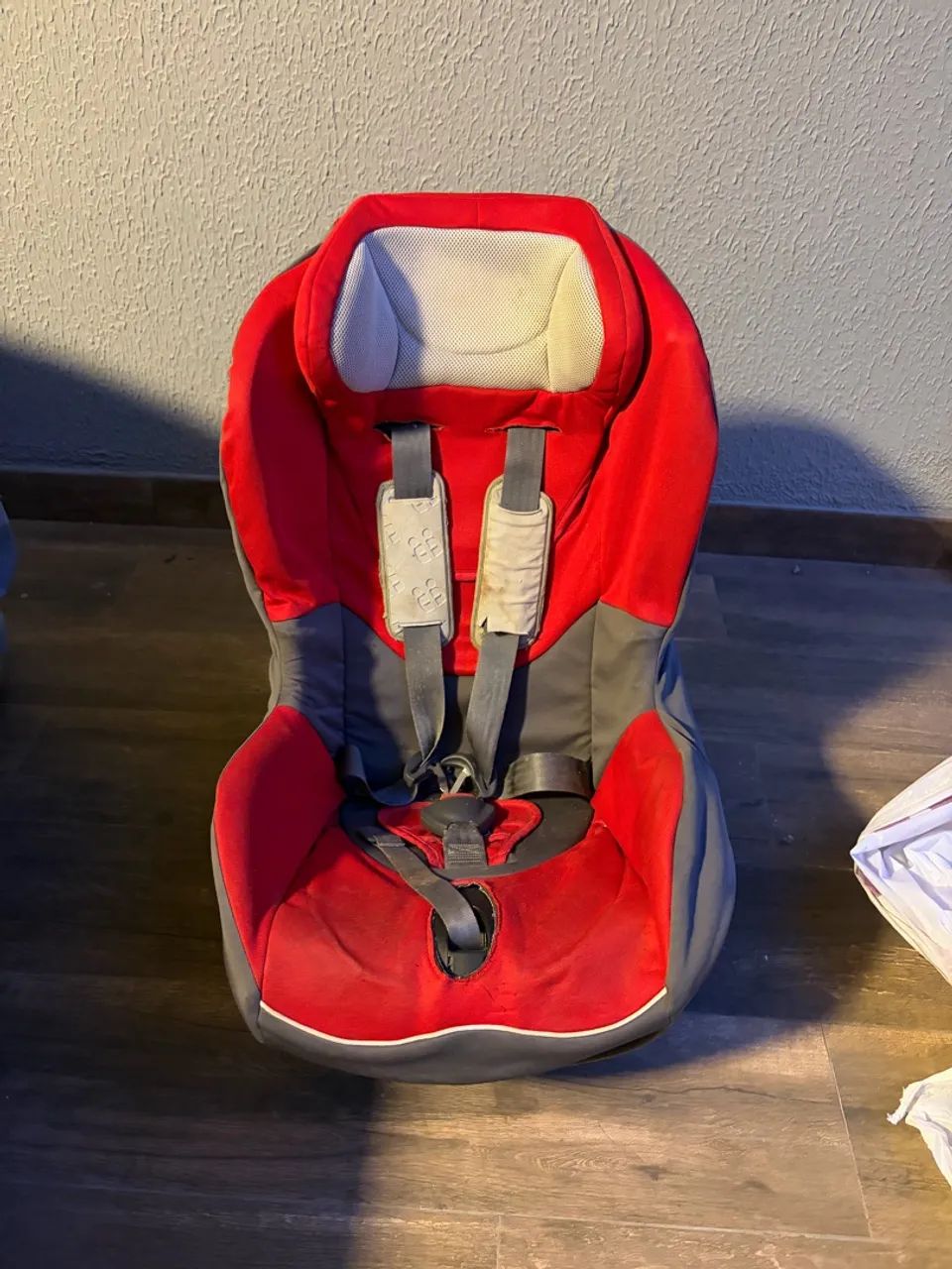 Cadeirinha de bebê Chicco - 9 a 16kgs