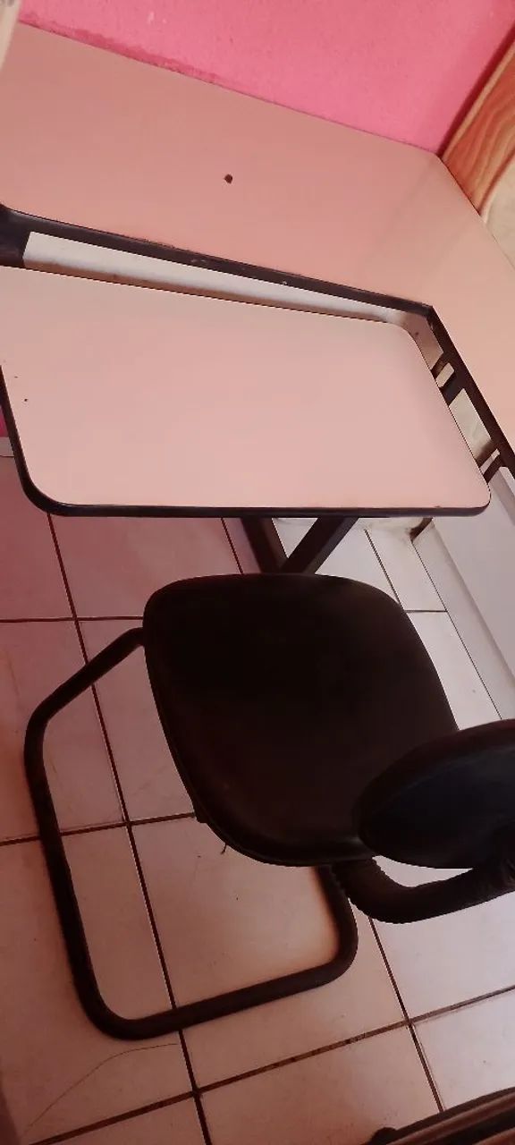 Mesa para computador e cadeira  - Foto 2