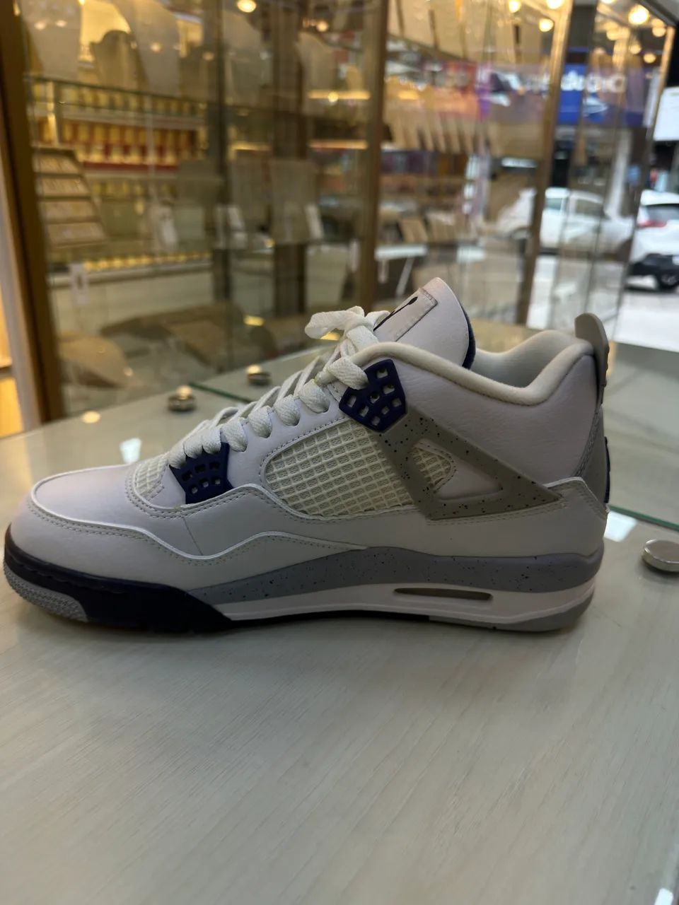 Air Jordan 4 Retrô 41 com 27,5 cm - Foto 5