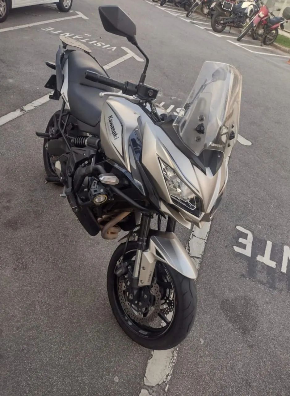 Kawasaki versus 650 zerada - Foto 2