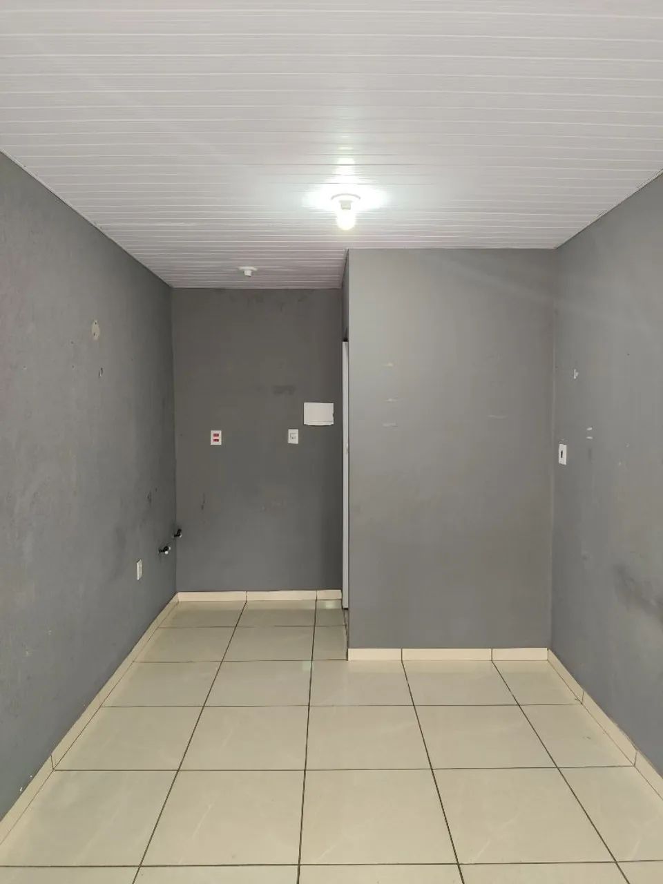 CÔMODO COMERCIAL MANSUR