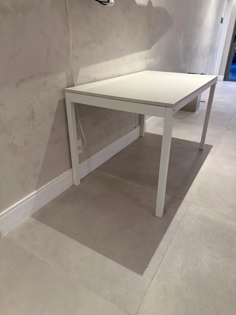 Mesa branca impecável 1,30 x 0,75 - Foto 5