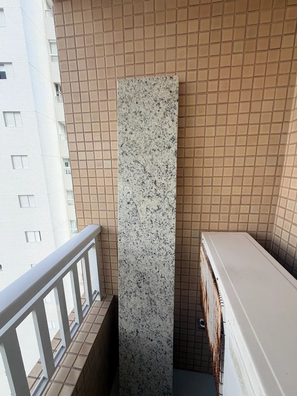 Mármore para Bancada em Ótimo Estado - Foto 2