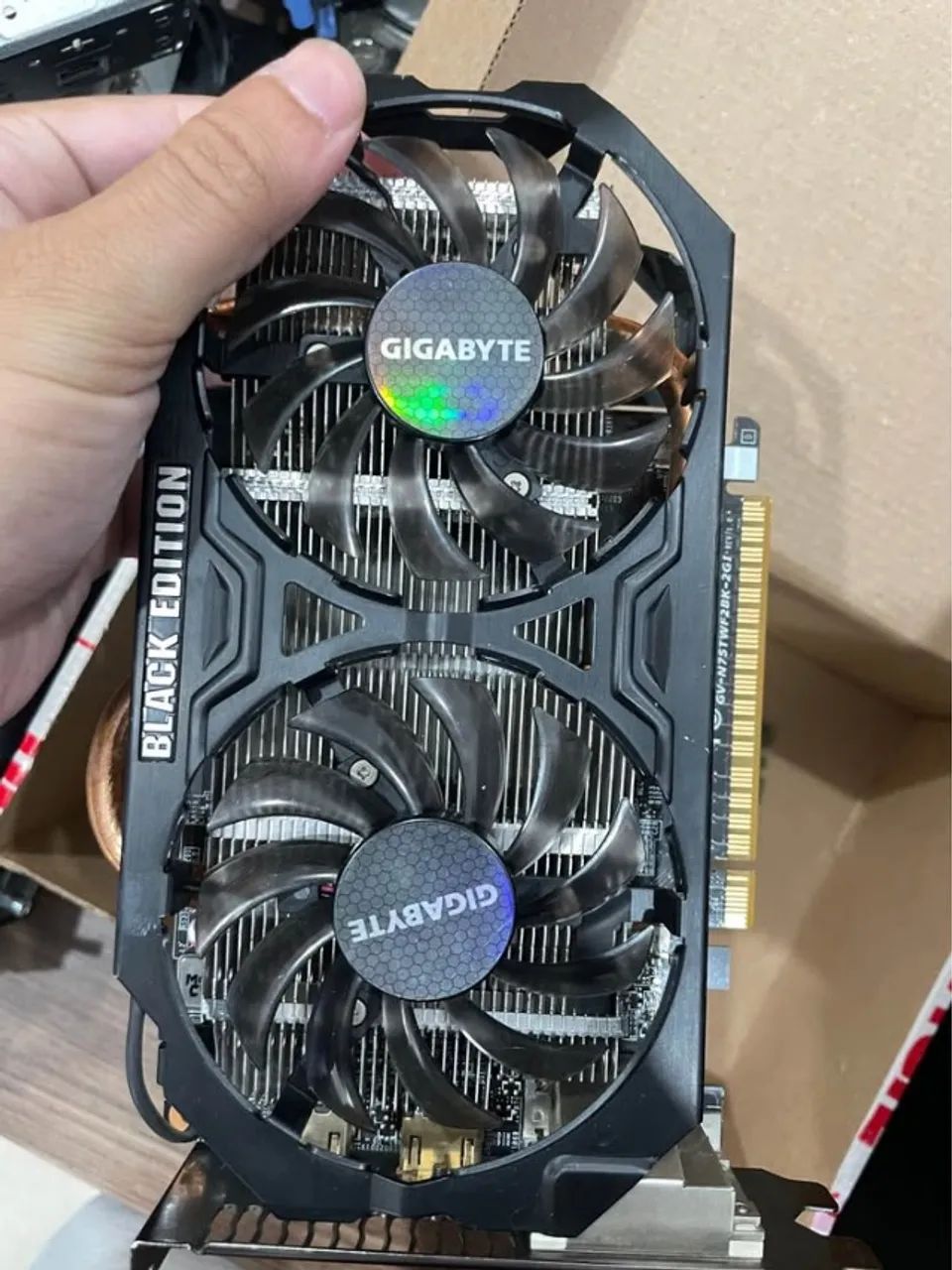 Gigabyte GeForce GTX 750 Ti 2GB - Windforce (Black Edition)