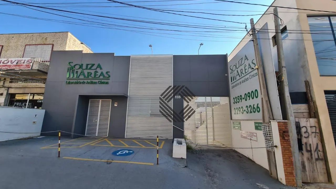 Casa térrea com 375 m², para vender ou alugar, Centro - Sorocaba/SP. - Foto 2