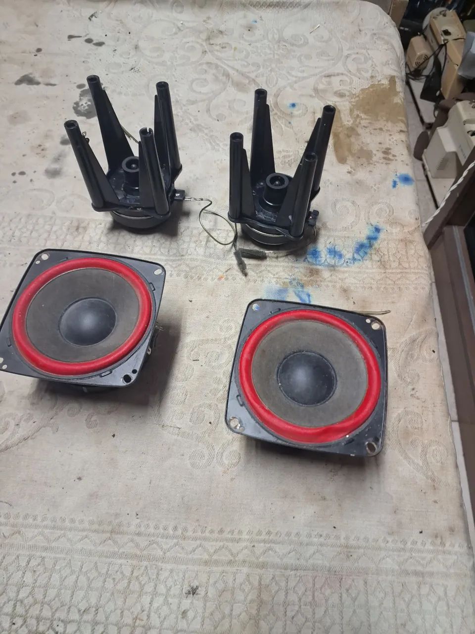 1 autofalafe de 4 polegadas 8ohms 260w e 2 tweeter  - Foto 2