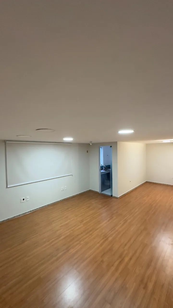 SALA COMERCIAL
