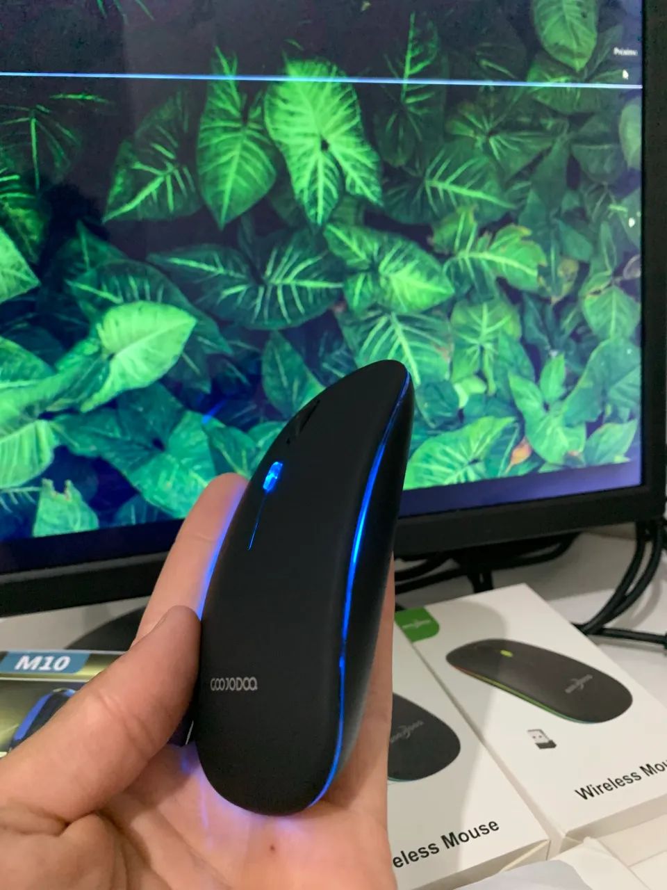 Mouse sem fio com conexão 2.4G + Bluetooth RGB com três toque DPI