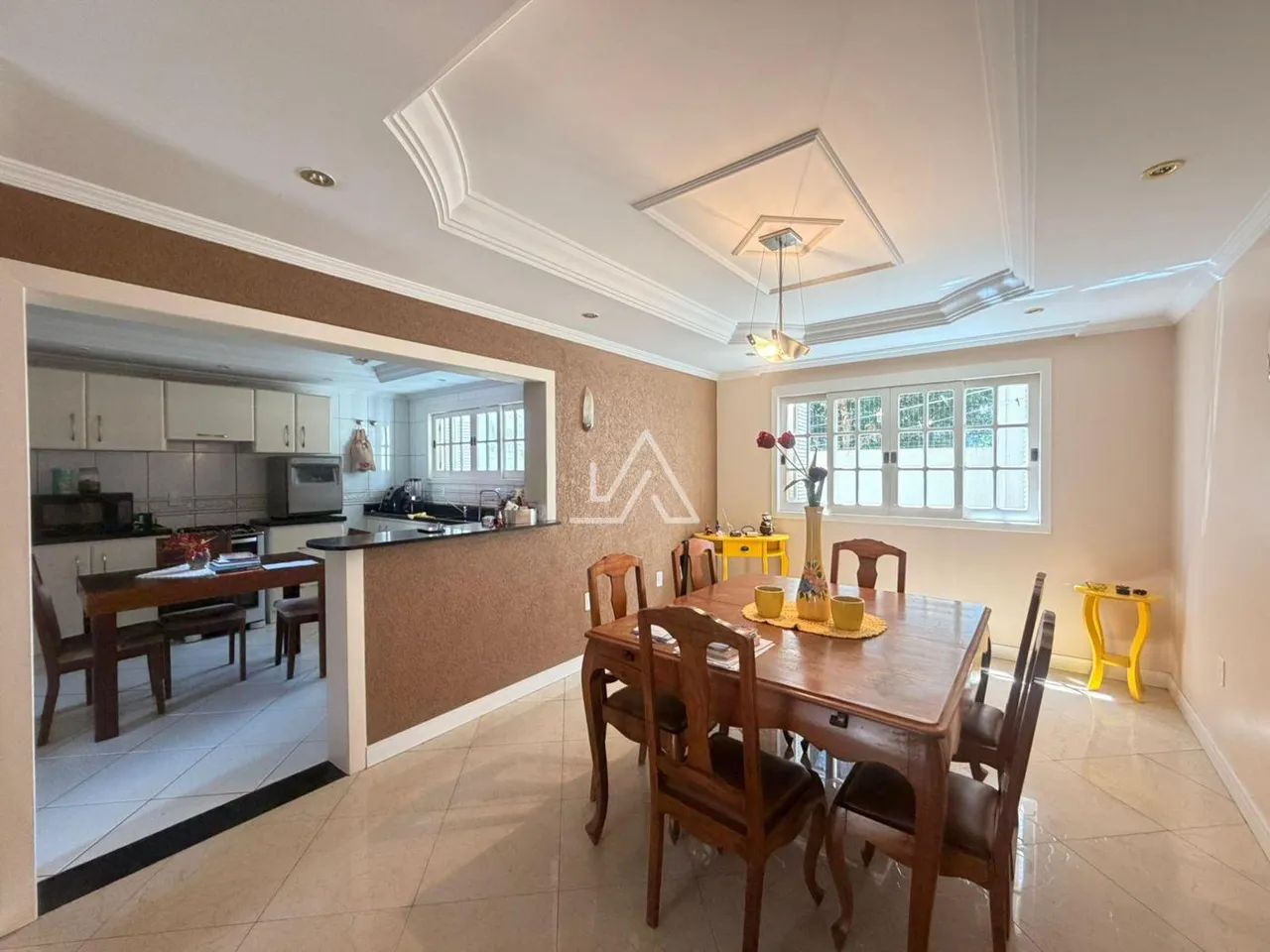 CASA DE 3 DORMITÓRIOS E ESPAÇO COMERCIAL - Foto 4