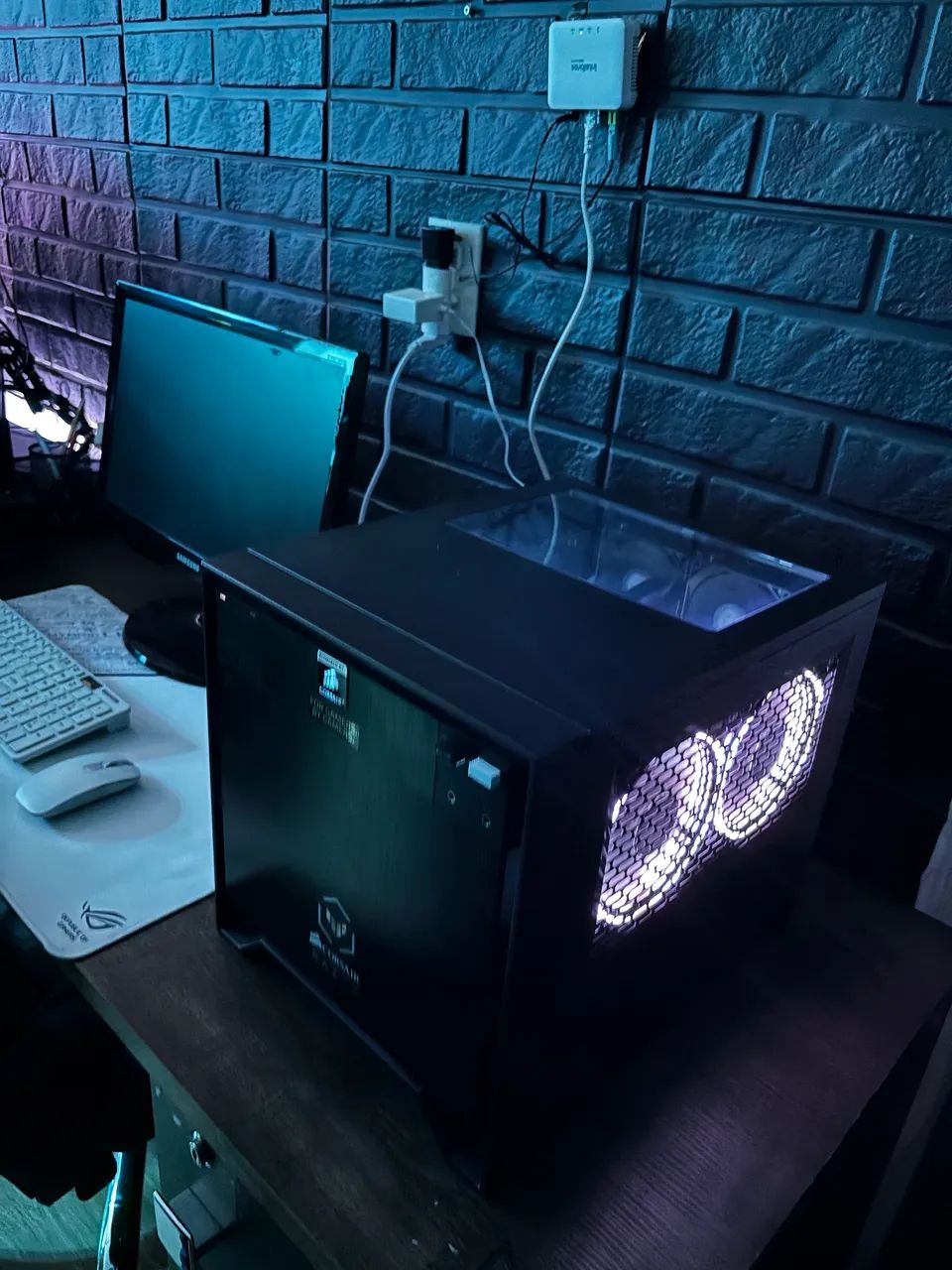 Mini pc gamer itx Xeon e3 1230 v2 - Foto 3