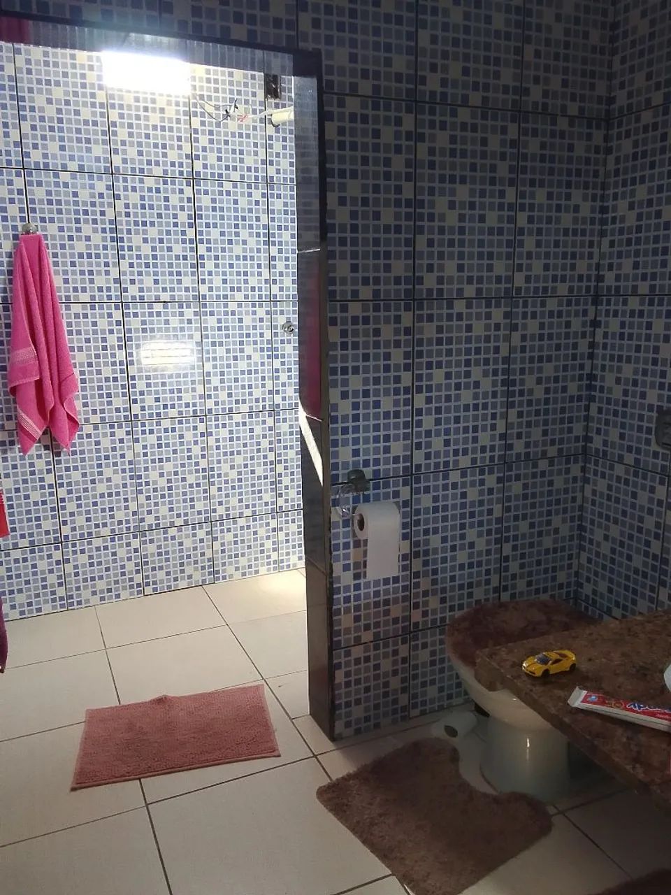 Vende-se 2 casas no mesmo quintal carragem  - Foto 2