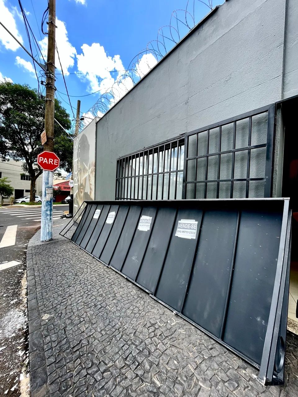 Vendo Toldo de Lona - Estrutura metálica  - Foto 3