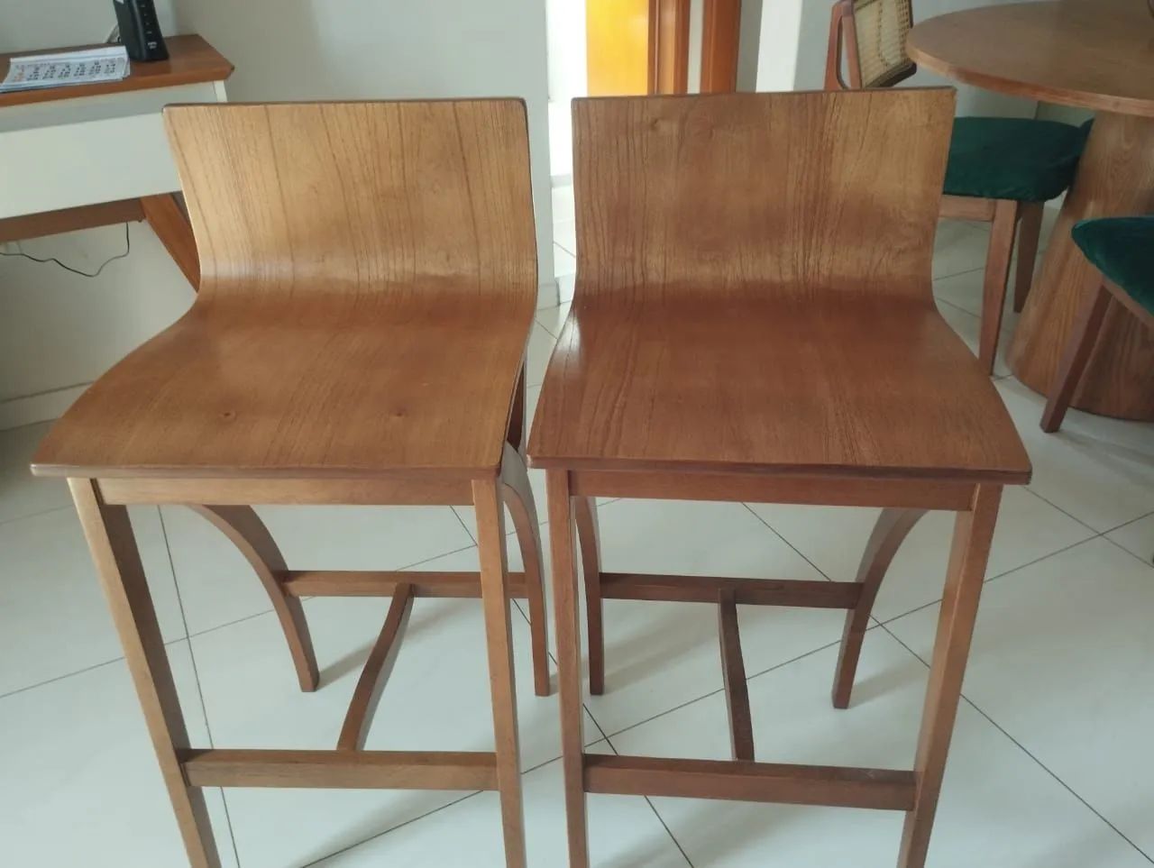 Banquetas de madeira - Foto 2