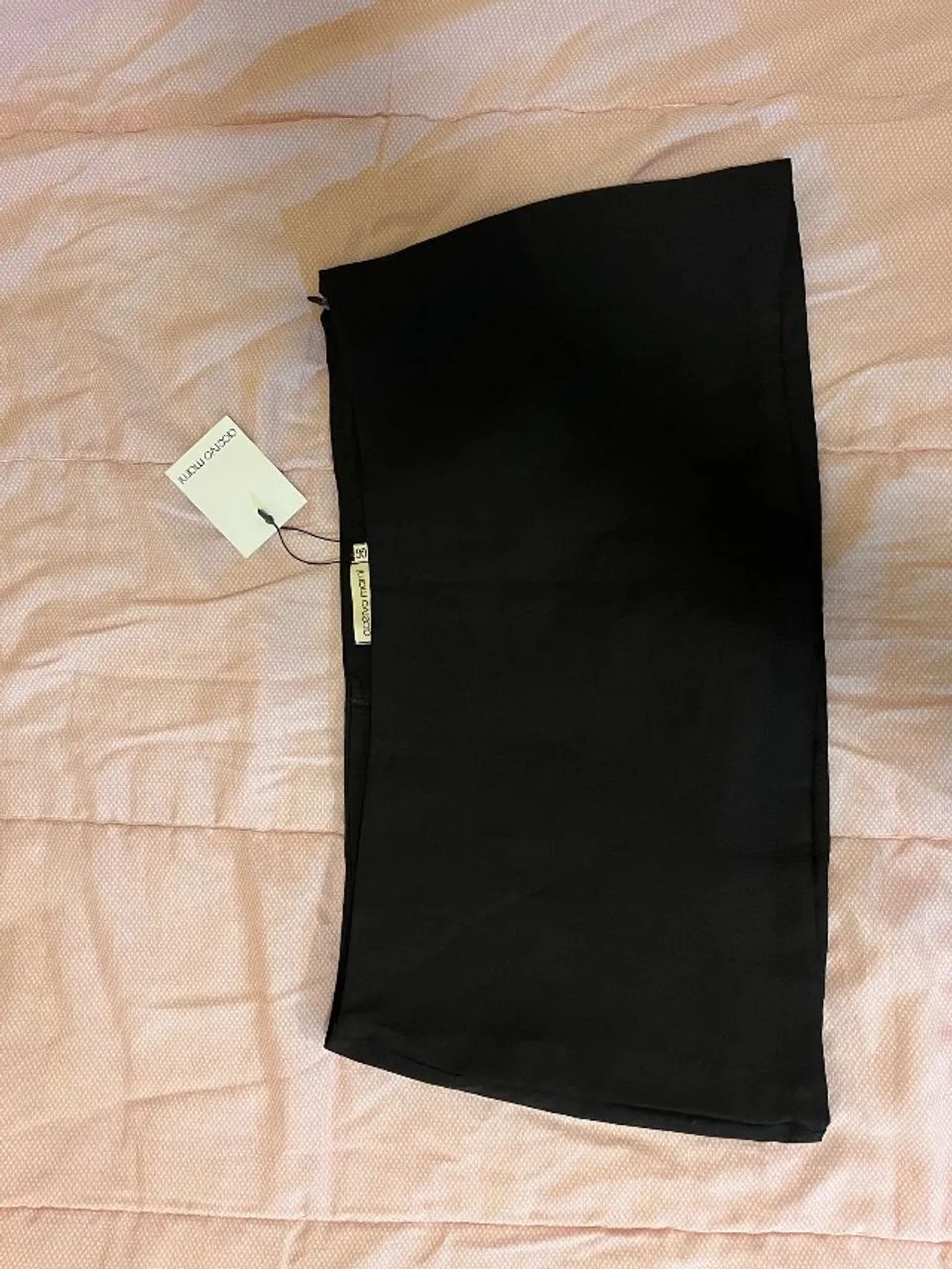 Vendo mini saia preta acervo mami nunca usada - Foto 2