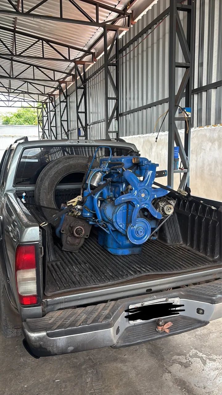 Motor 608 completo com caixa de marcha Toyota bandeirante