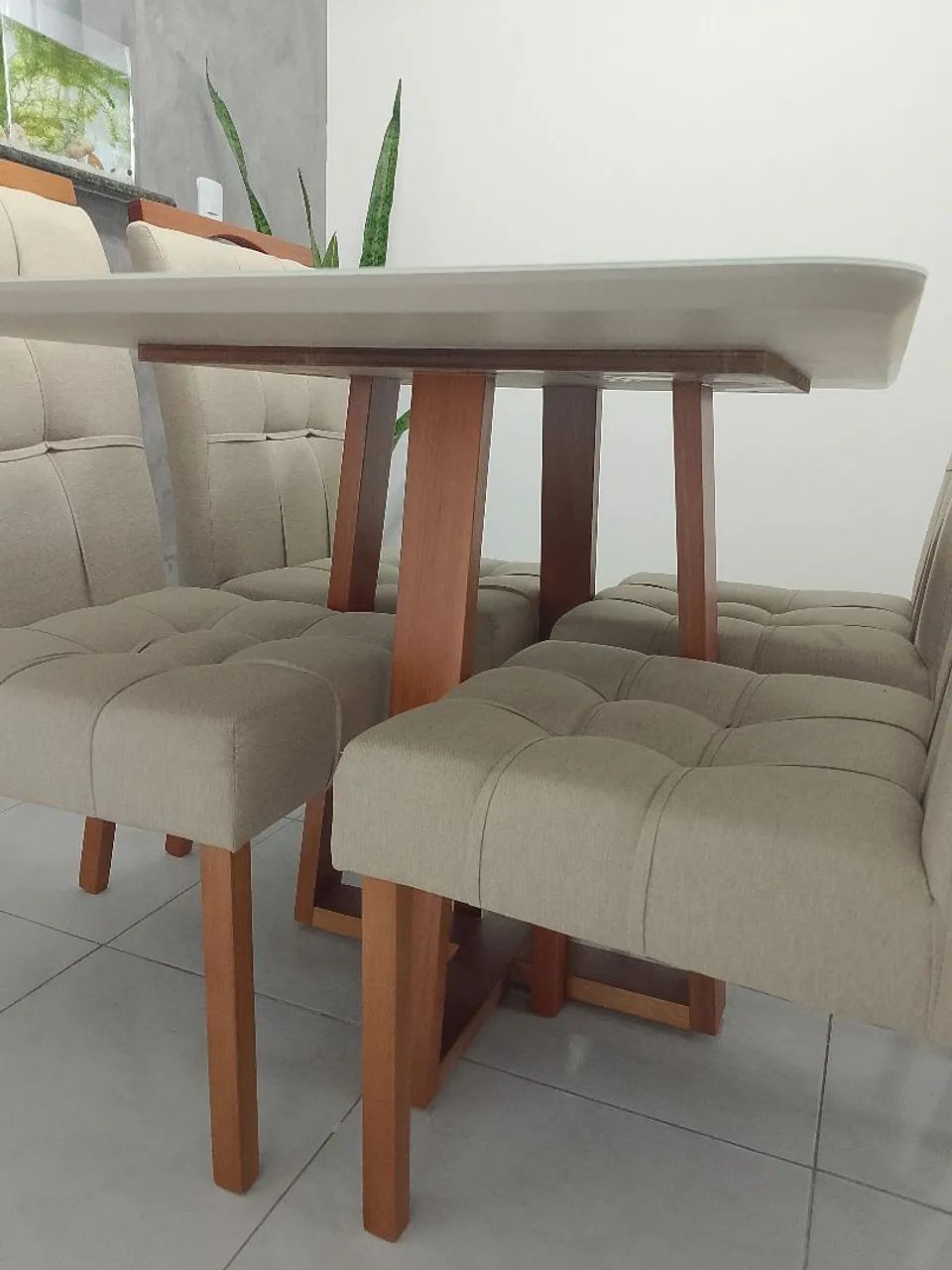Mesa de jantar em madeira  - Foto 2