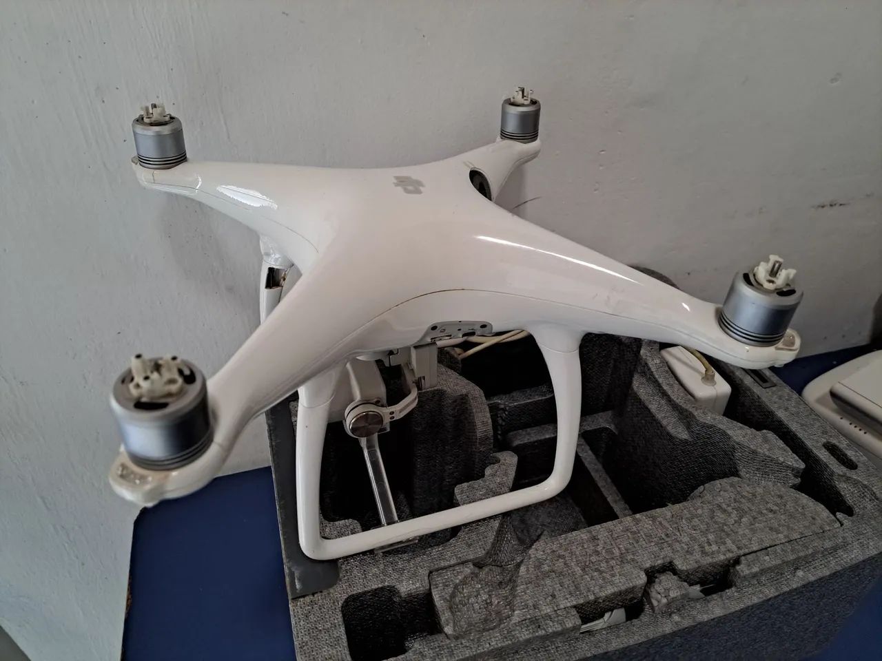 Drone Phantom 4 - Foto 3
