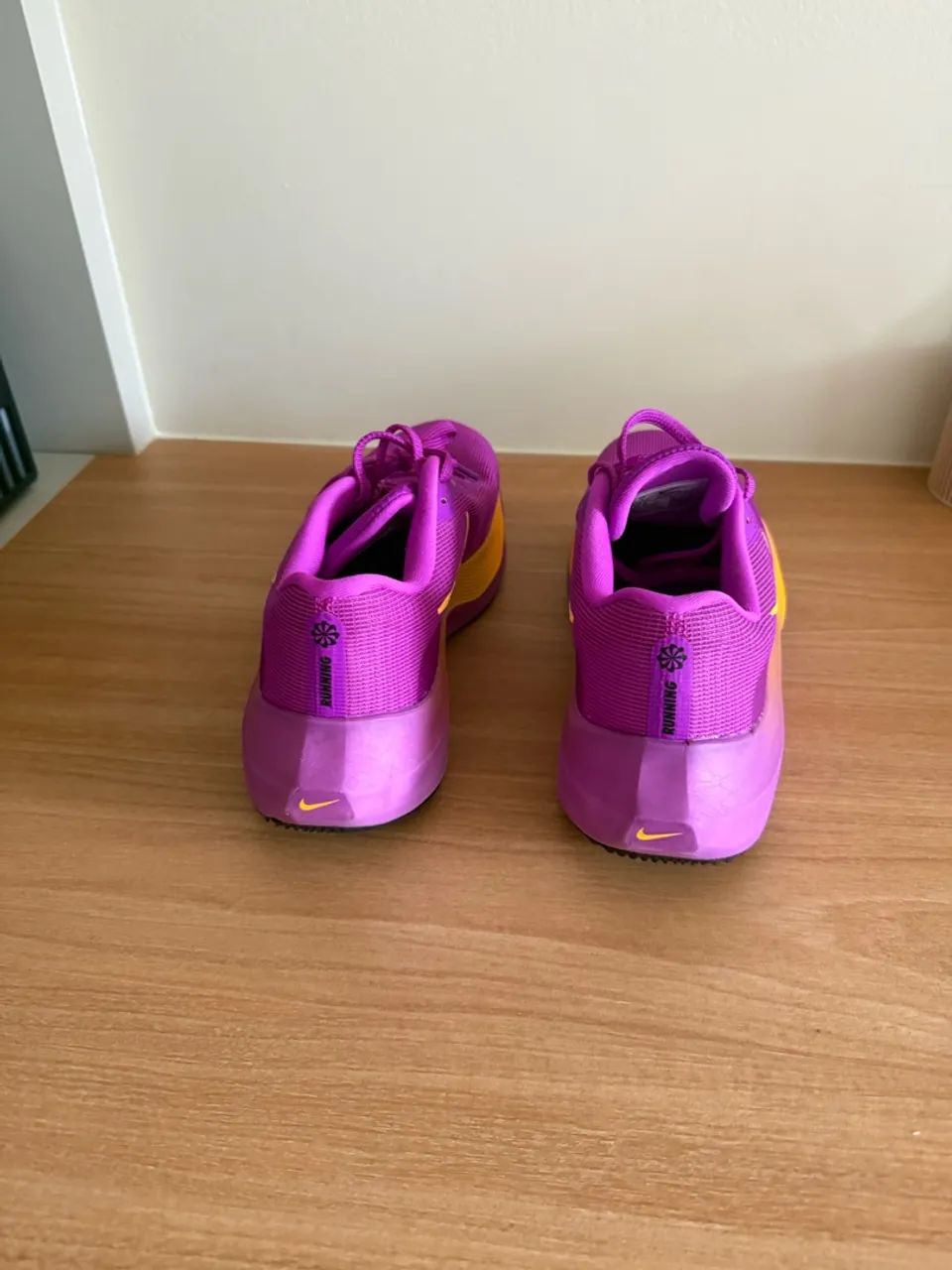 Tenis Nike Zoomx - Foto 4