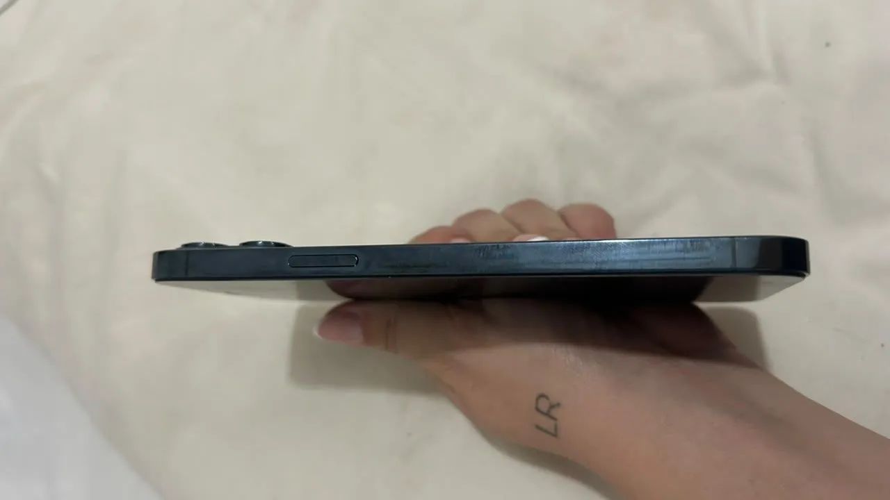 iPhone 12 pro Max 128 GB pra vender rápido  - Foto 4