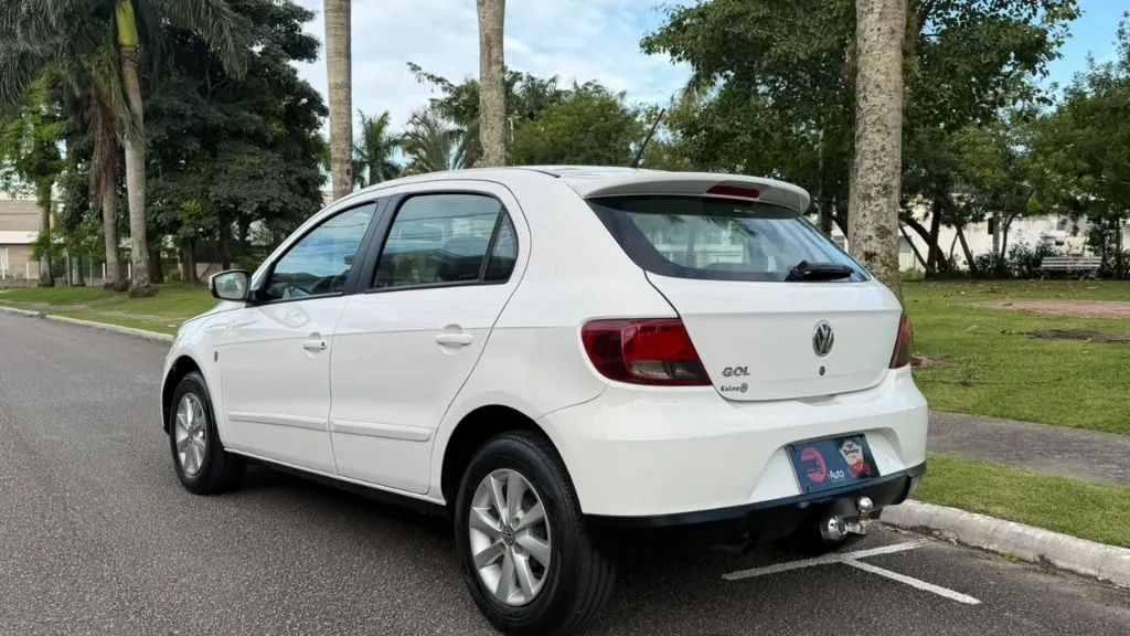 Volkswagen Gol 1.0 8V MI Total Flex Mec. 2013 - Foto 4