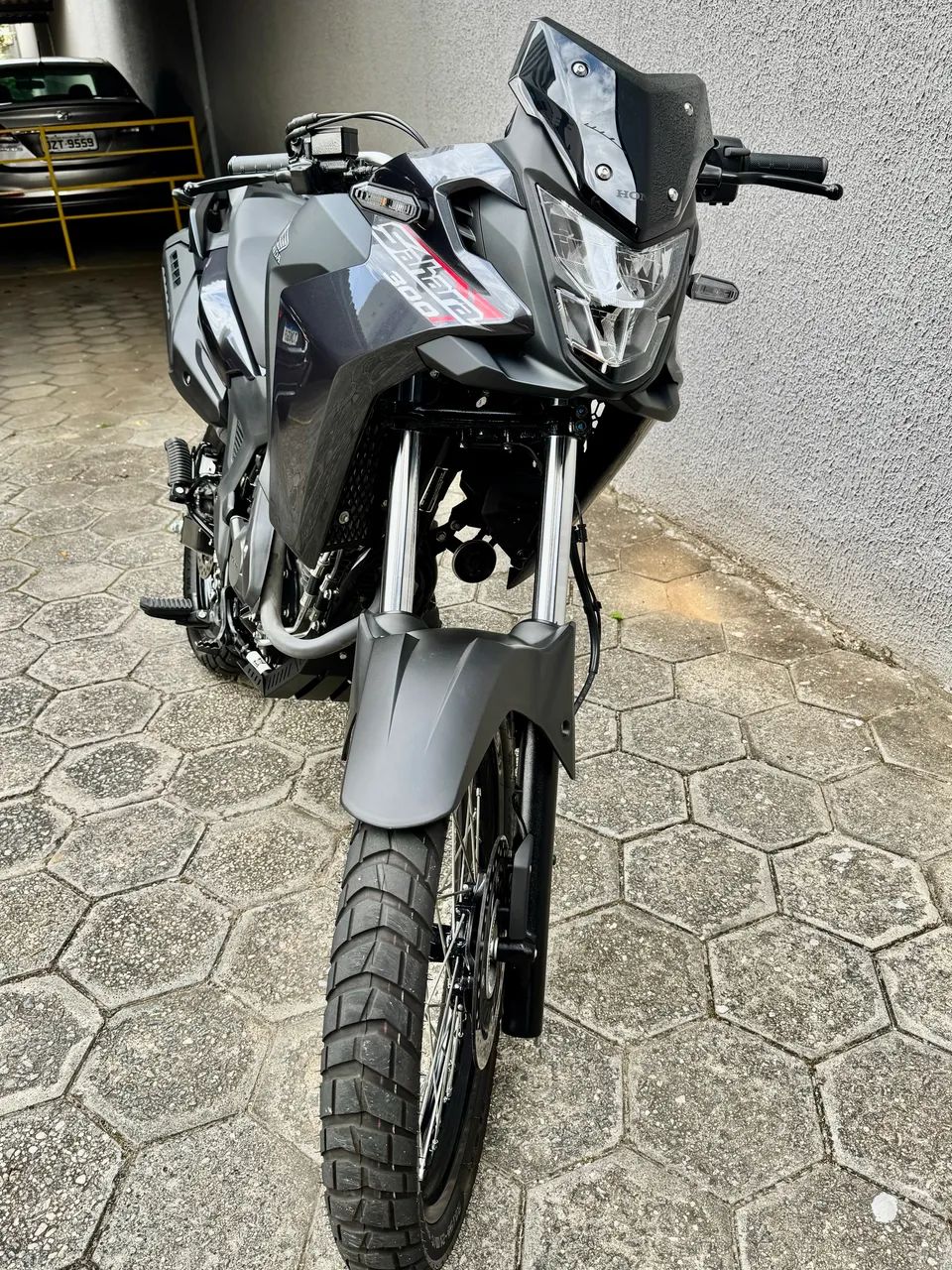 Sahara 300