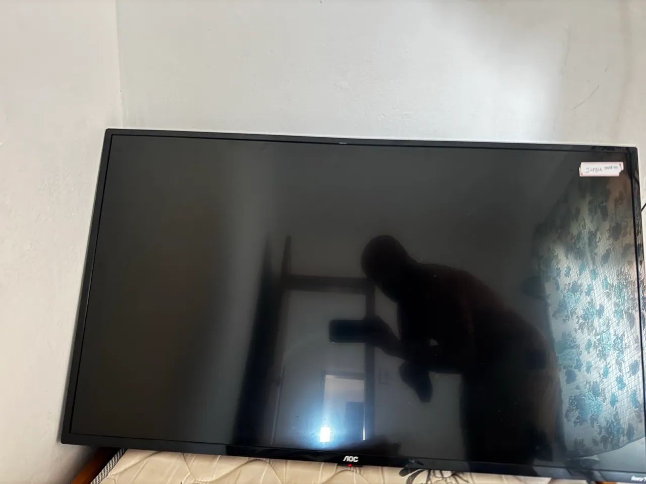Tv AoC 43p 2 anos de comprada  - Foto 4