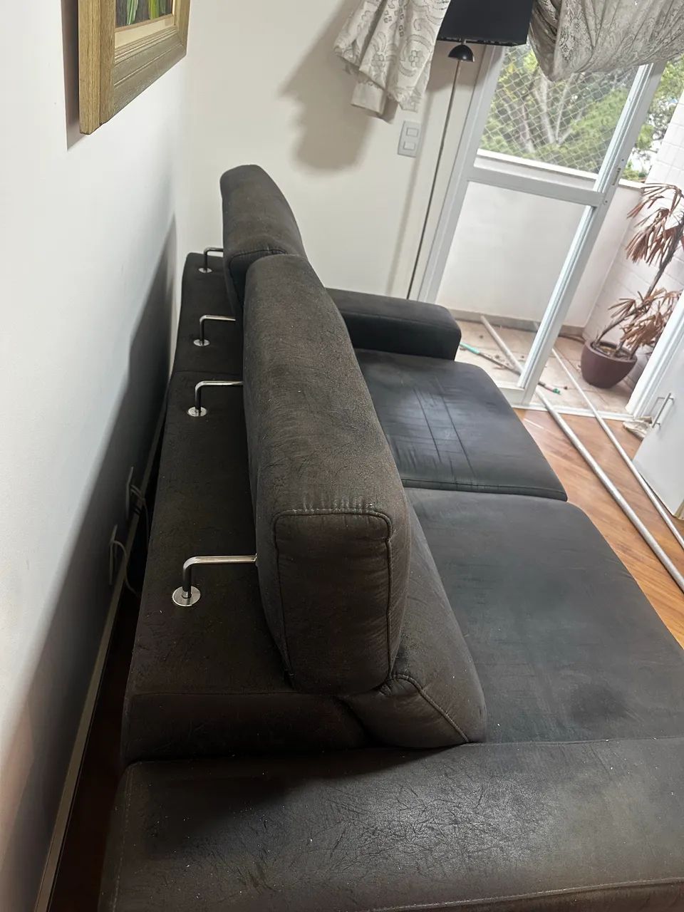 Vendo sofá retrátil 3 lugares  - Foto 4