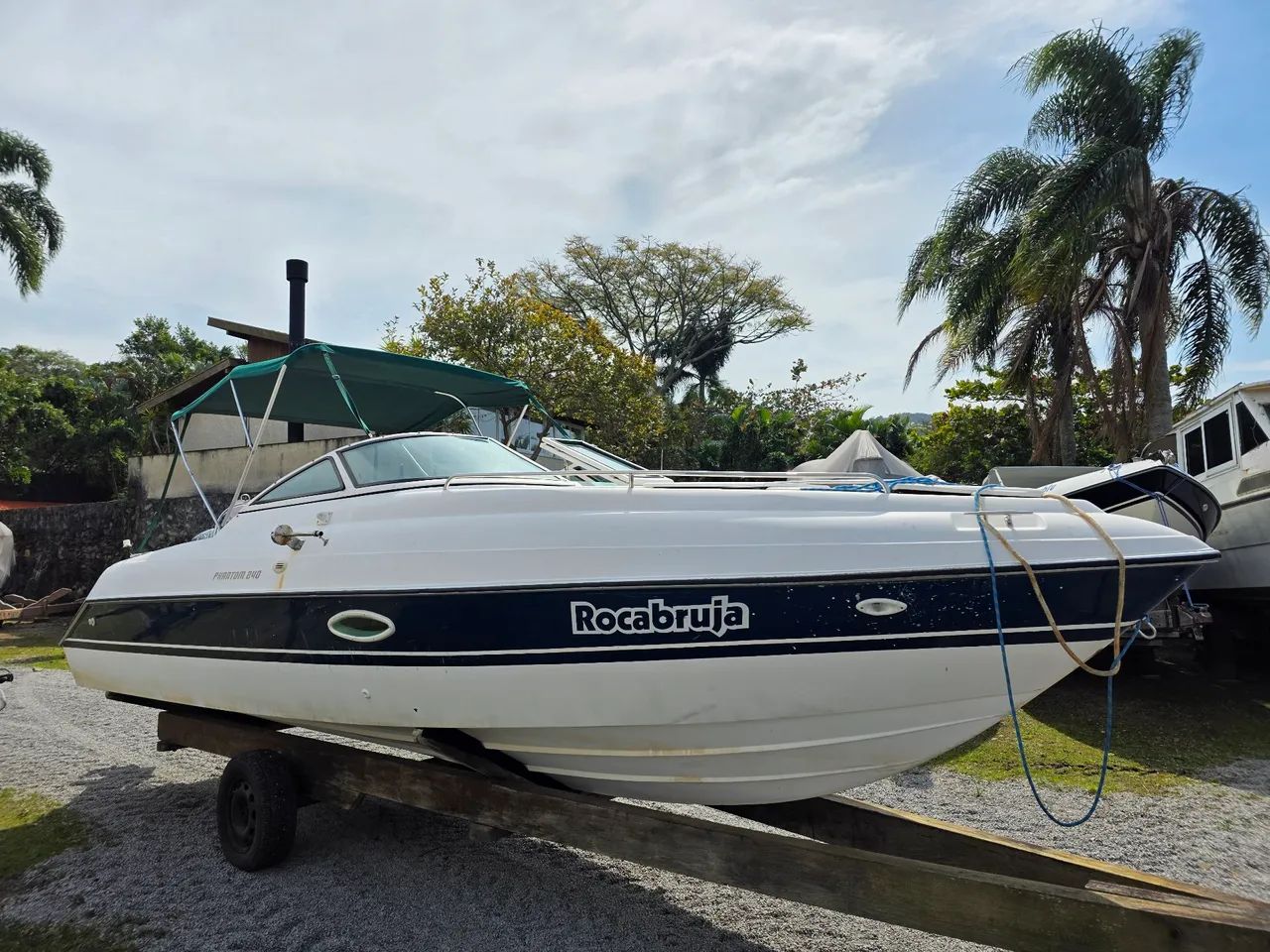 Phantom 240 imperdivel da Schaefer yachts