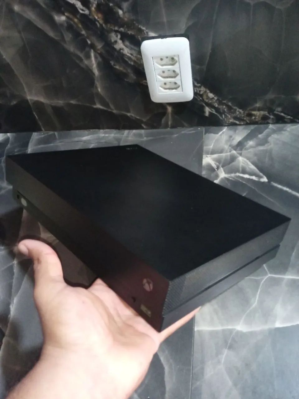Xbox one x 4k 1Tb  - Foto 4