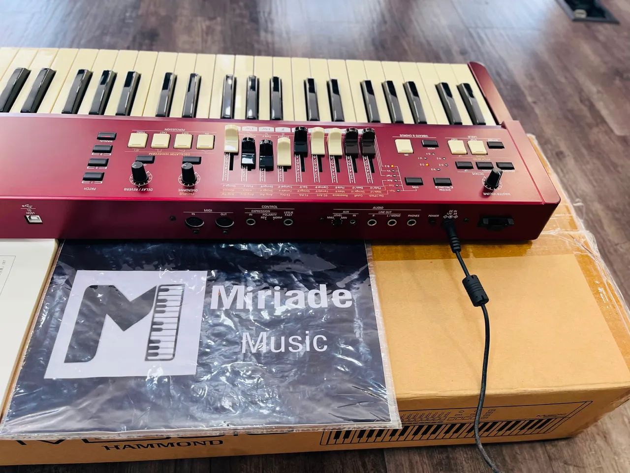 Hammond M Solo  - Foto 5