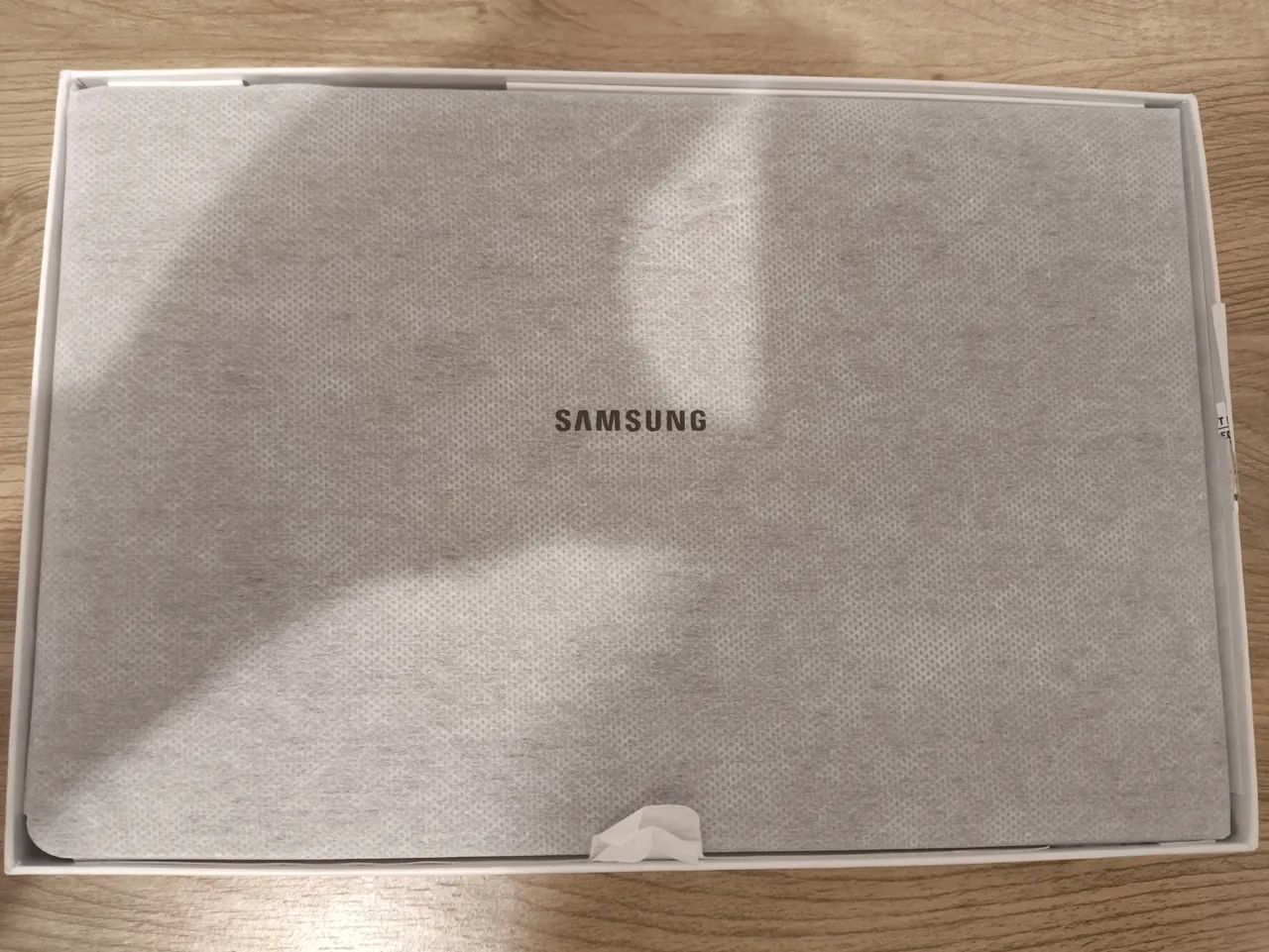 Tablet Samsung A9+ com capinha lilas, teclado e mouse - Foto 5