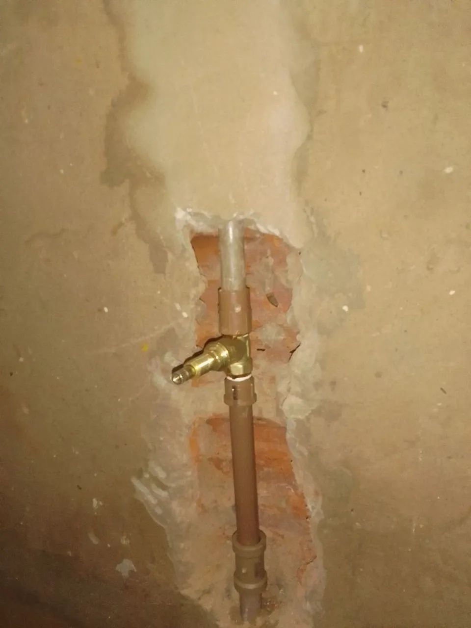 Pedreiro carpinteiro  - Foto 2