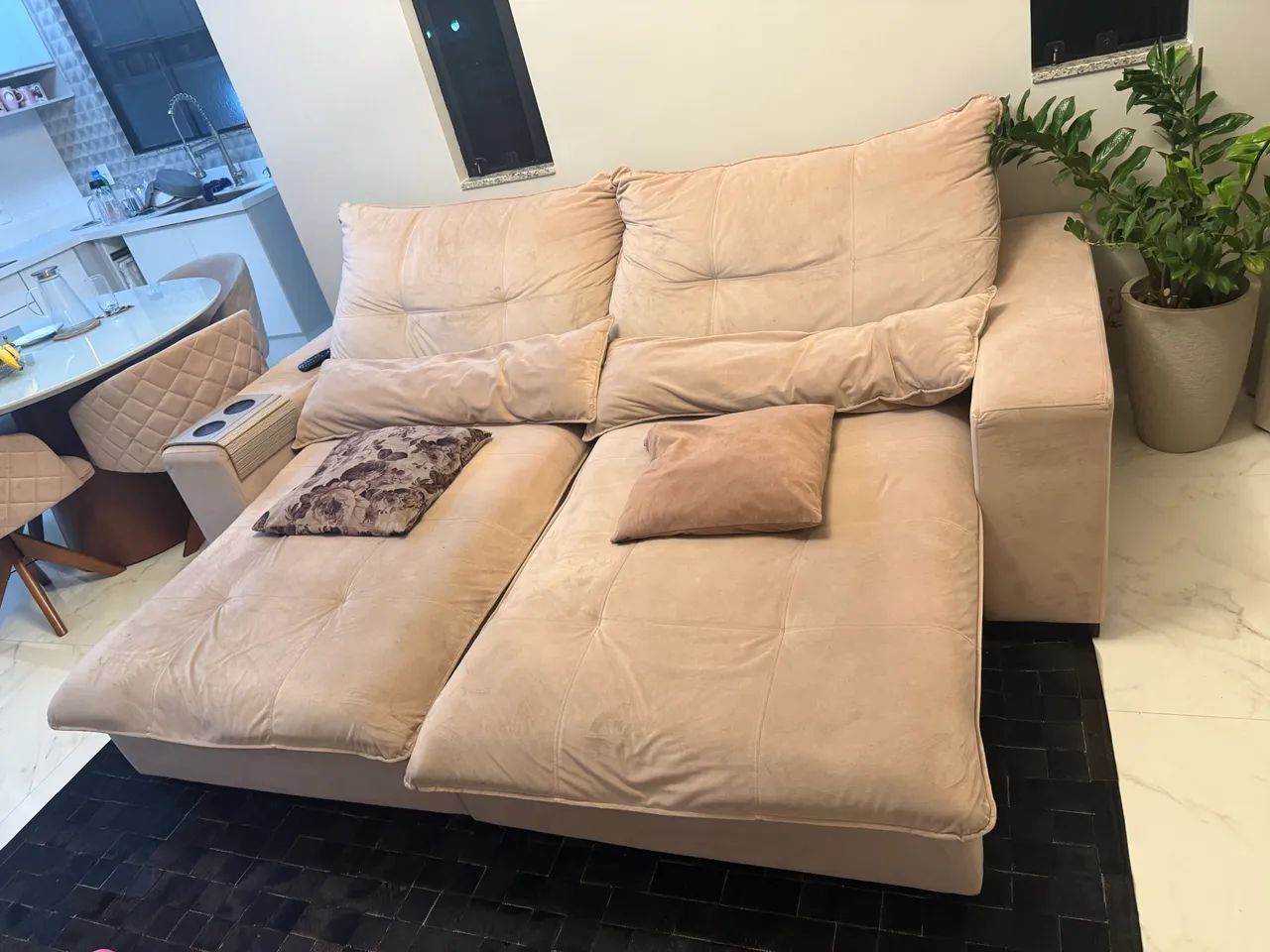 Sofá retrátil rose de 2,5m  - Foto 2