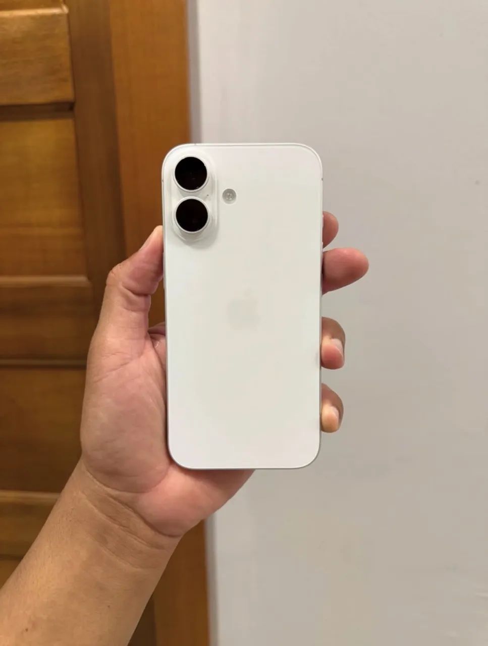 iPhone 16 normal branco 128gb  - Foto 3