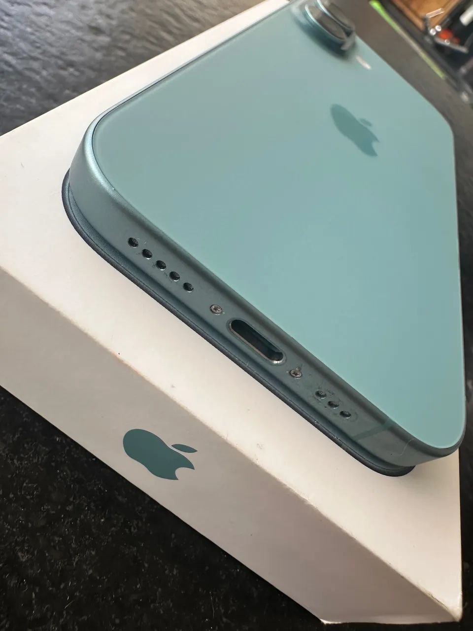 Iphone 16 / na caixa / excelente estado - Foto 5