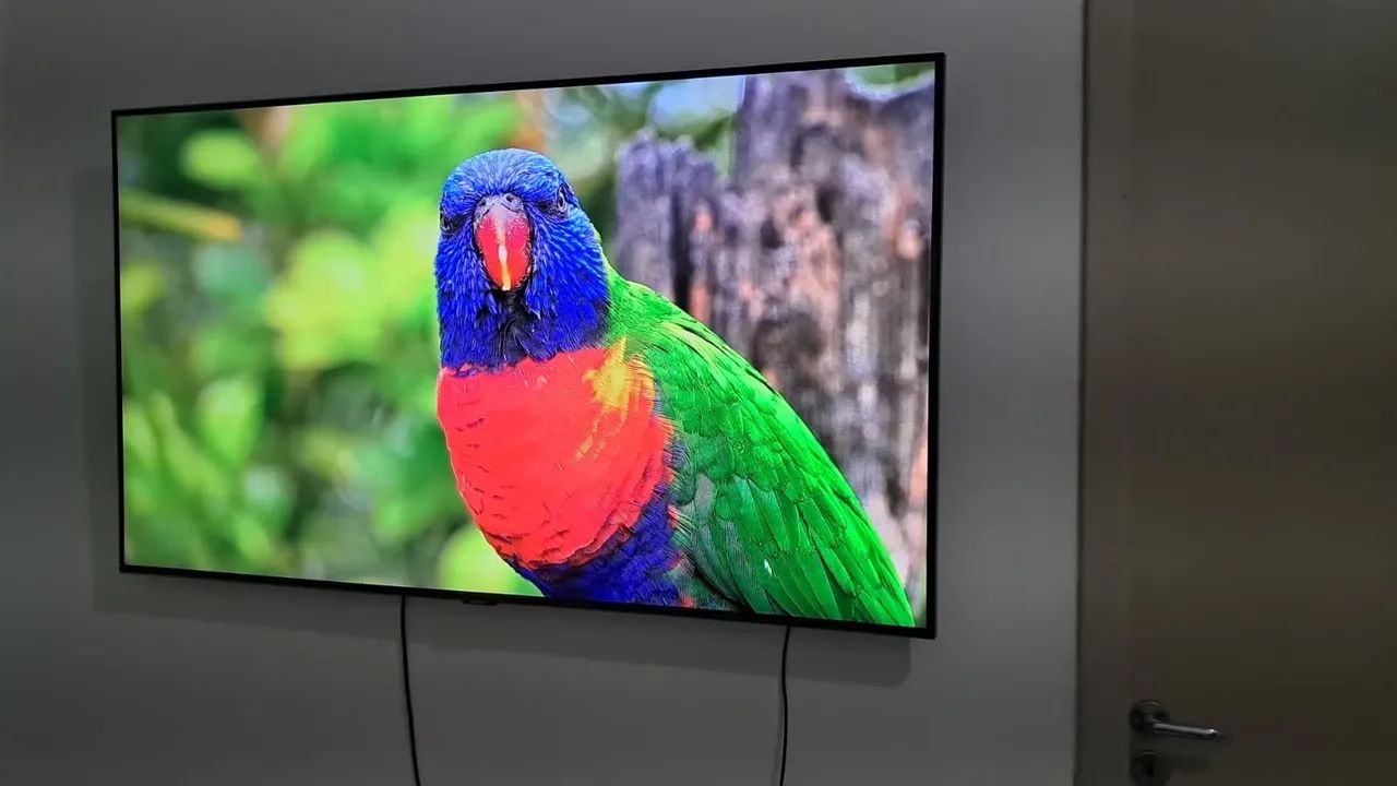Vende-se smart TV 50 - SAMSUNG CU7700