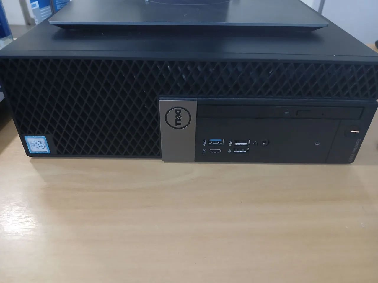 Dell optiplex 7050 top