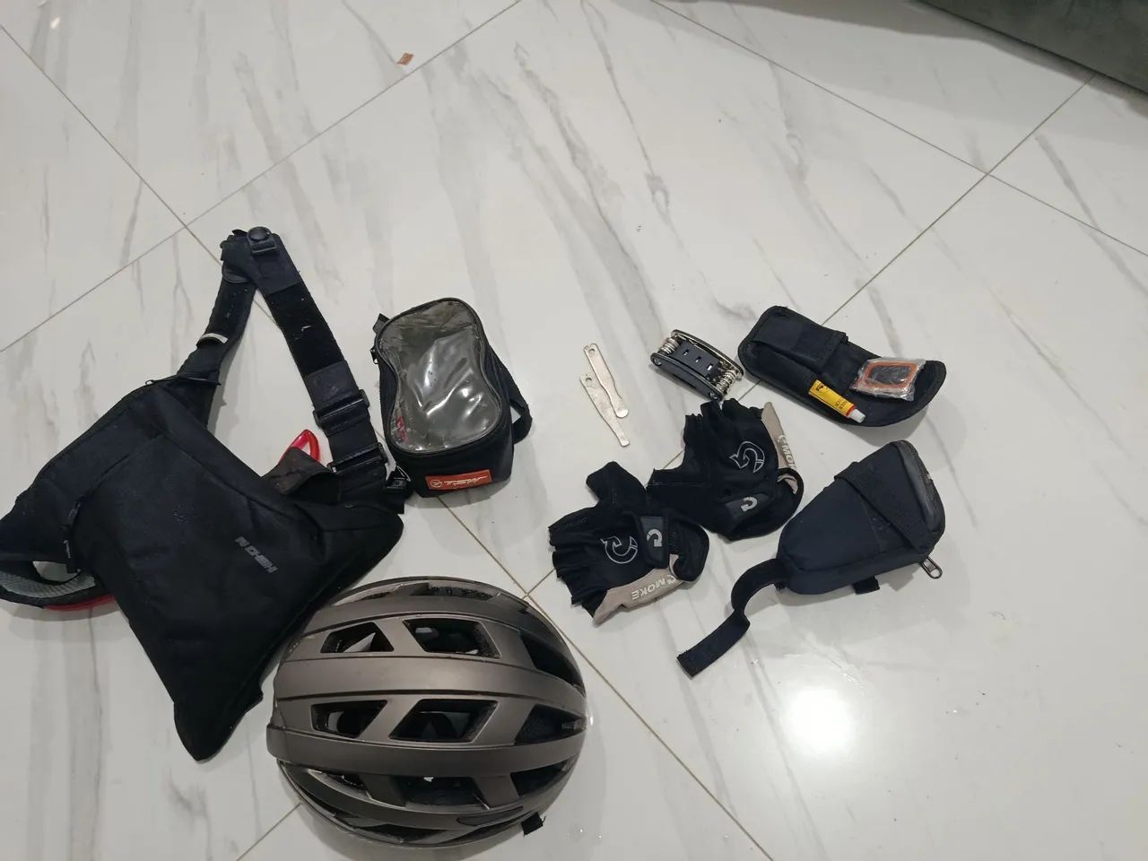 Vende-se cannondale trail 6 e equipamentos  - Foto 4