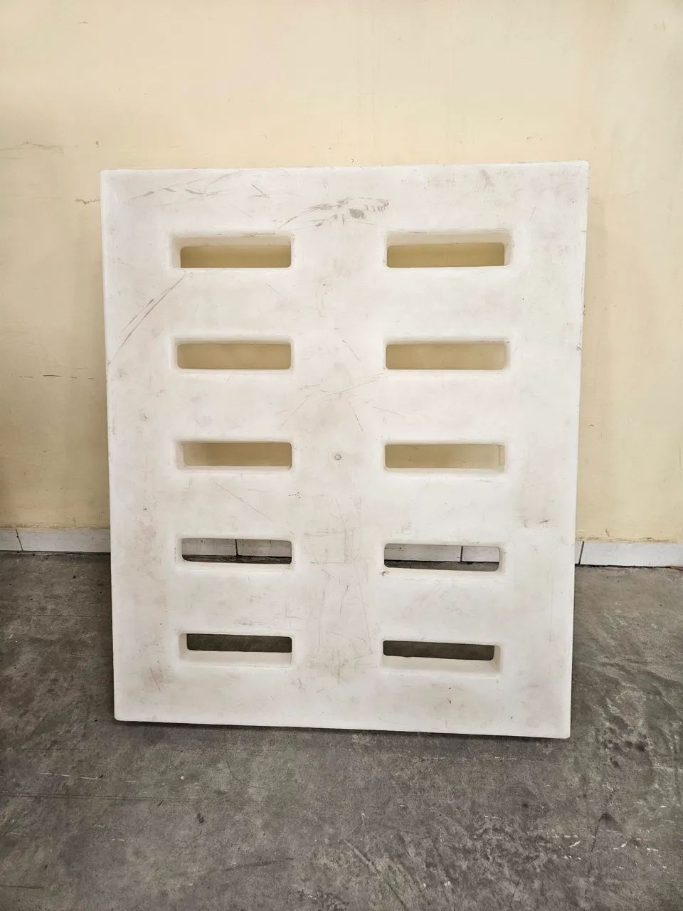 Pallets de Plasticos usados em perfeito uso. - Foto 2