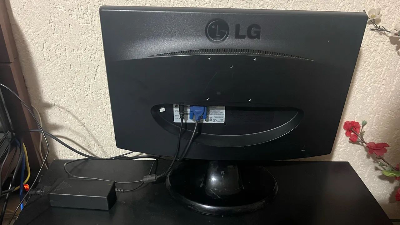 Monitor LG 18,5 - Foto 3