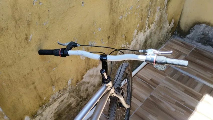 bicicleta aro 26 alumínio - Foto 3