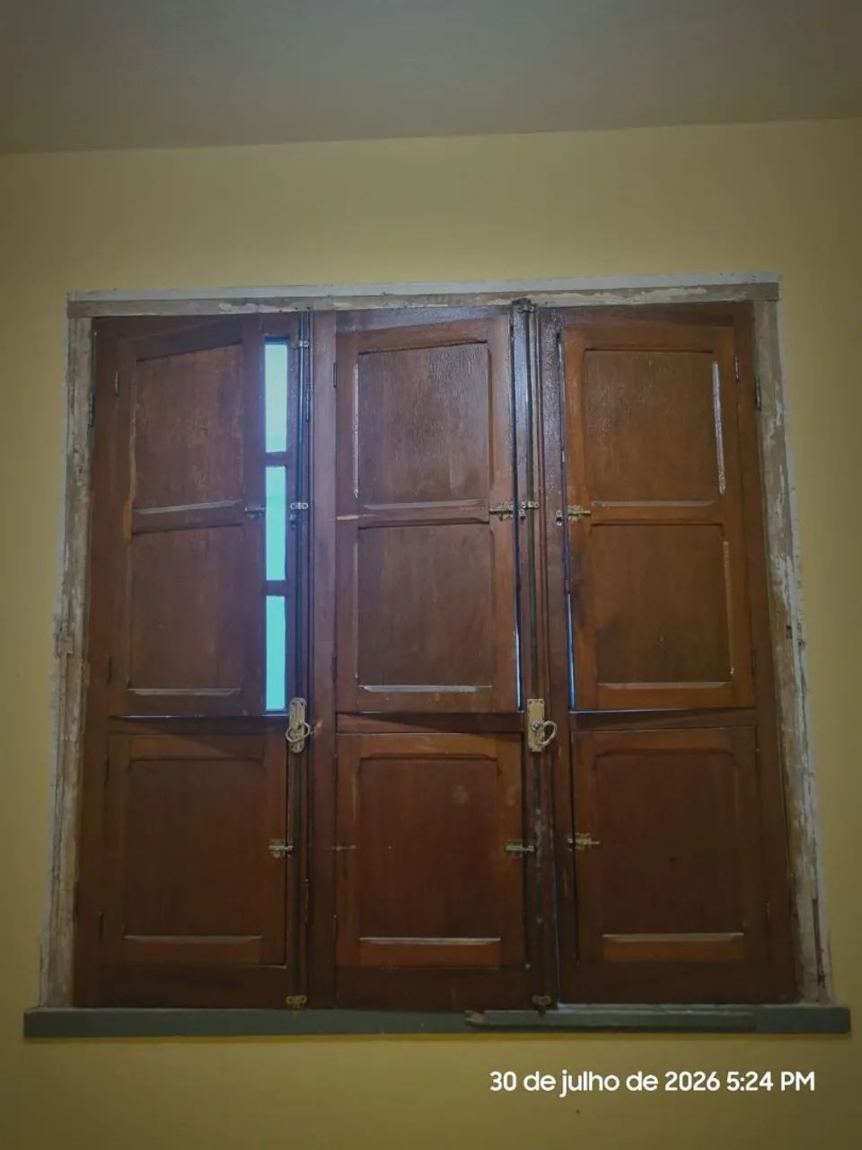 Janelas rústicas 