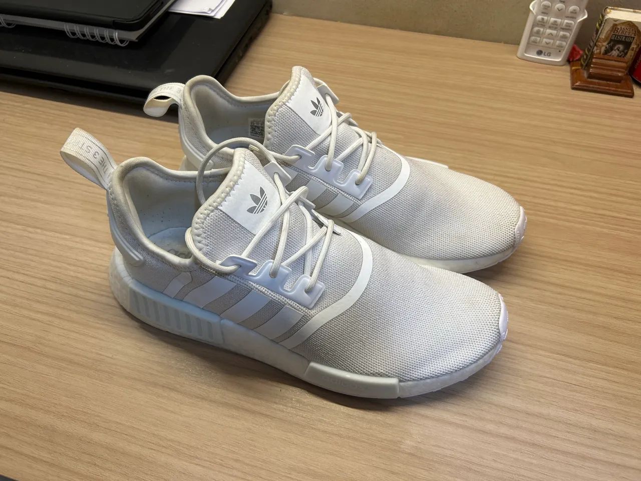 Tênis Adidas NMD R1 Branco com branco - Calçados - Campestre