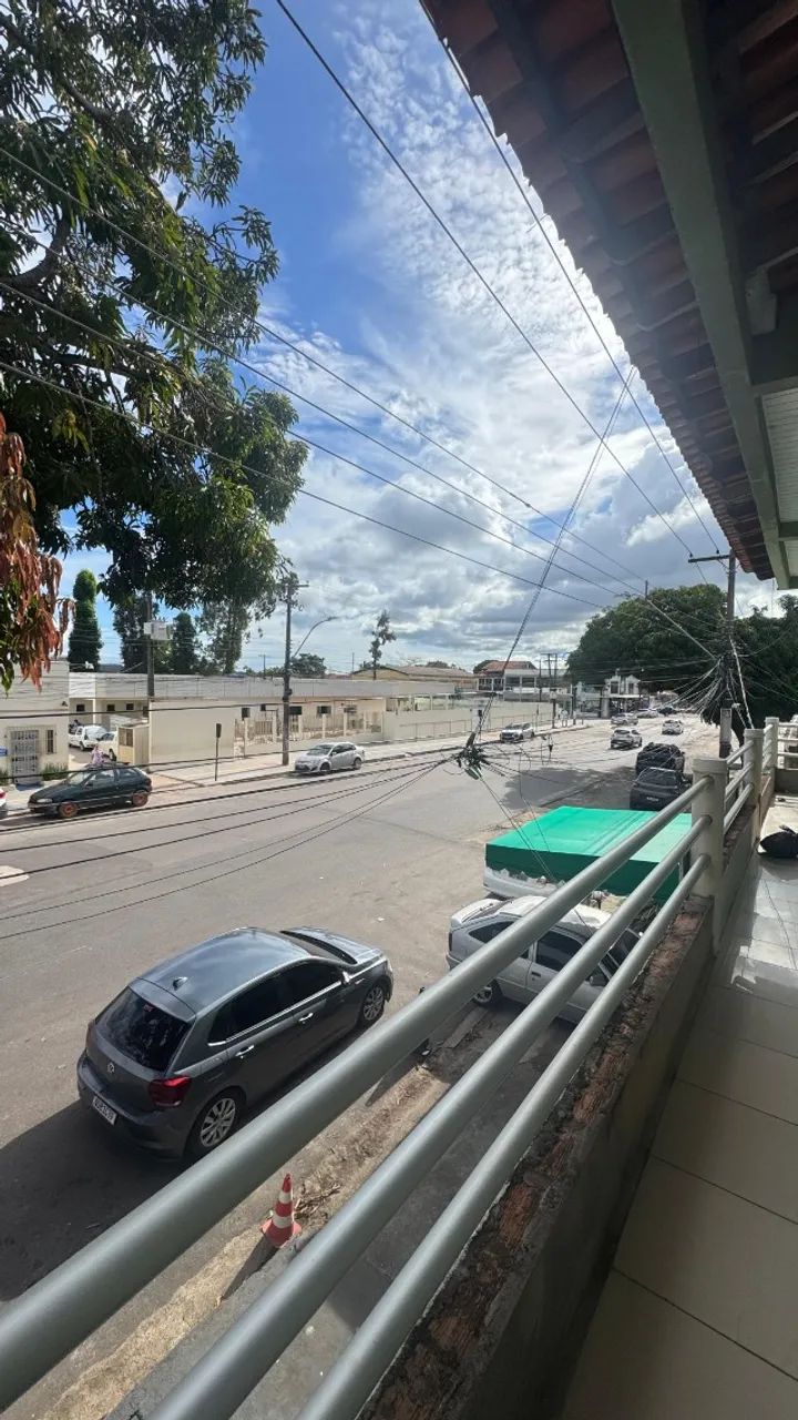 Vendo casa com 2 pisos, sendo 1 com Ponto Comercial, medindo 12x30mts. - Foto 5