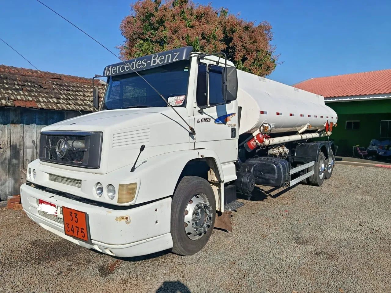 Mercedes L1620 