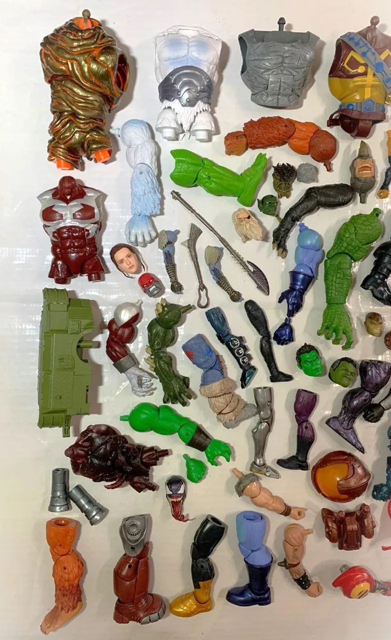 Marvel Legends Baf Dc Universe Classics e Dc Mcfarlane Diversas Peças Enviamos p tdo Br - Foto 2