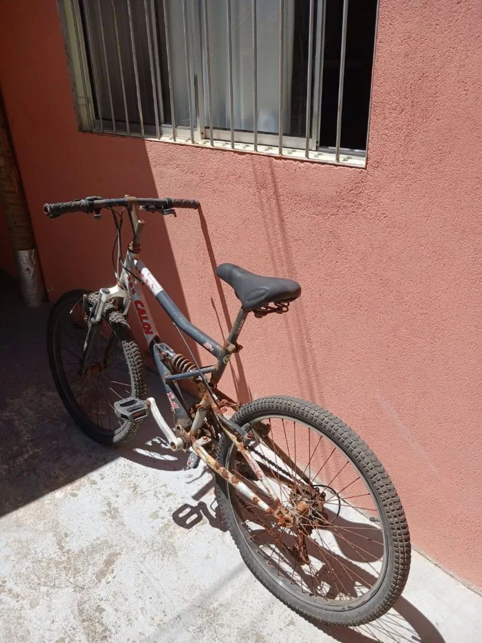 Vende-se bicicleta usada aro 21 - Foto 3