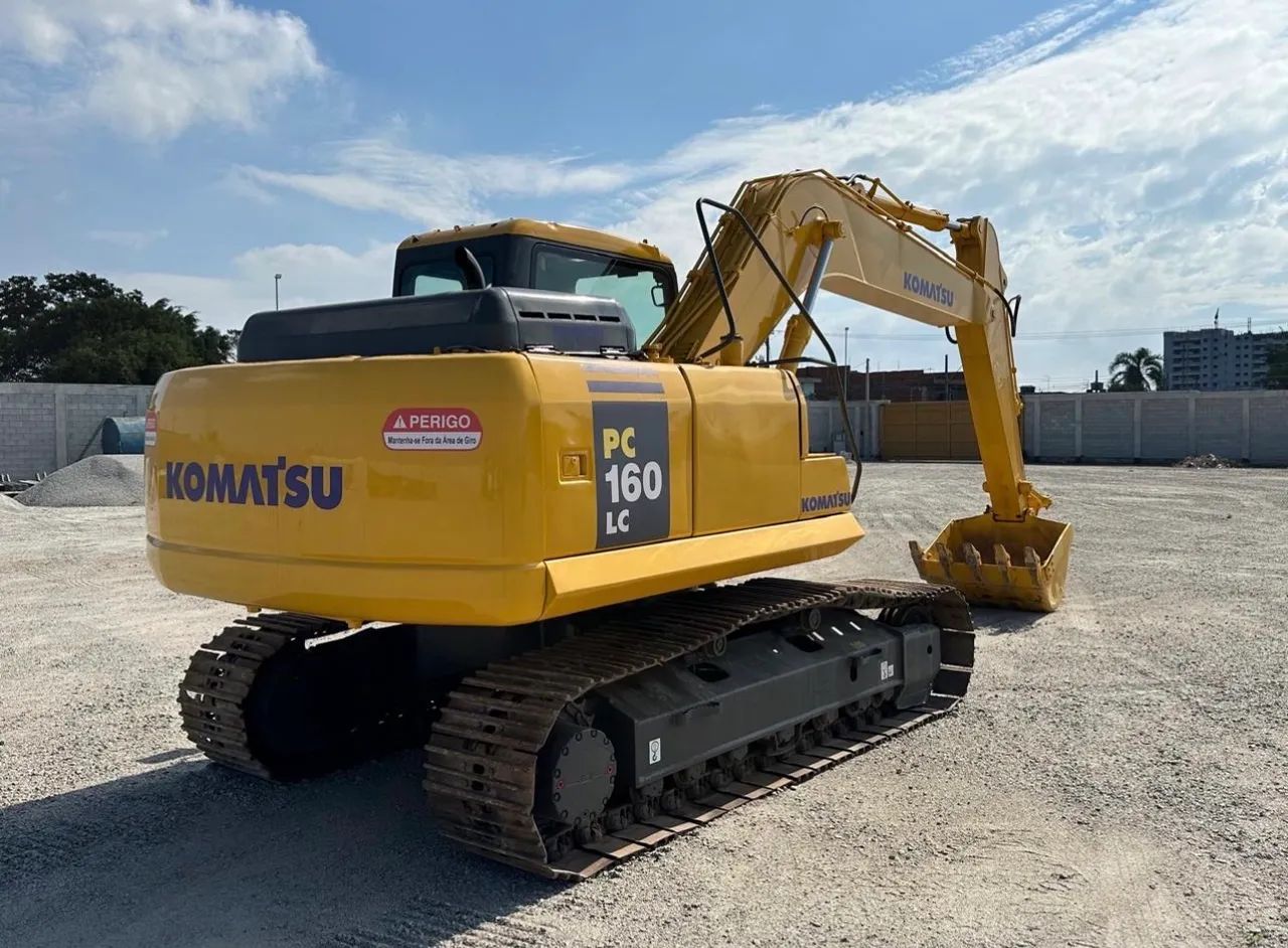 Escavadeira Komatsu PC160  ano 2008 com 16.000 horas, em SP - Foto 2