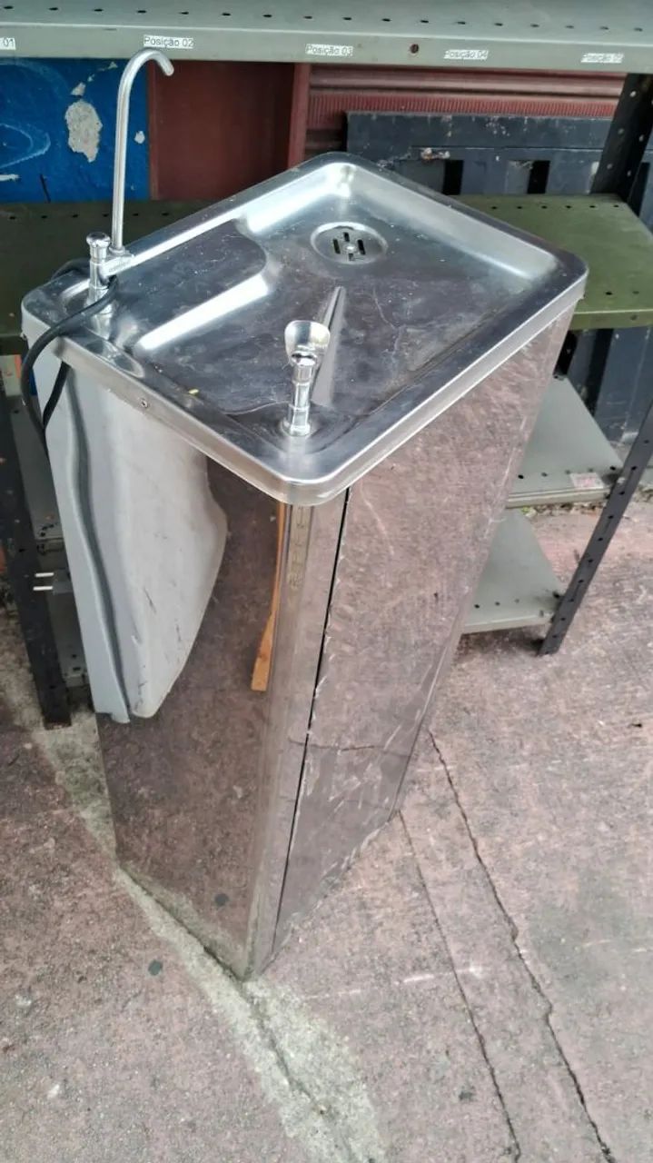 Bebedouro de Coluna 